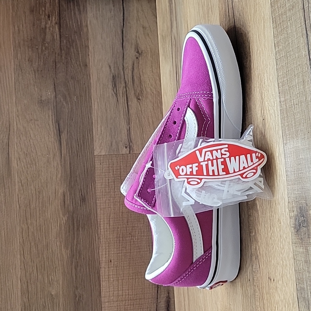 Van's old school Brand new in the box. - Picture 8 of 10